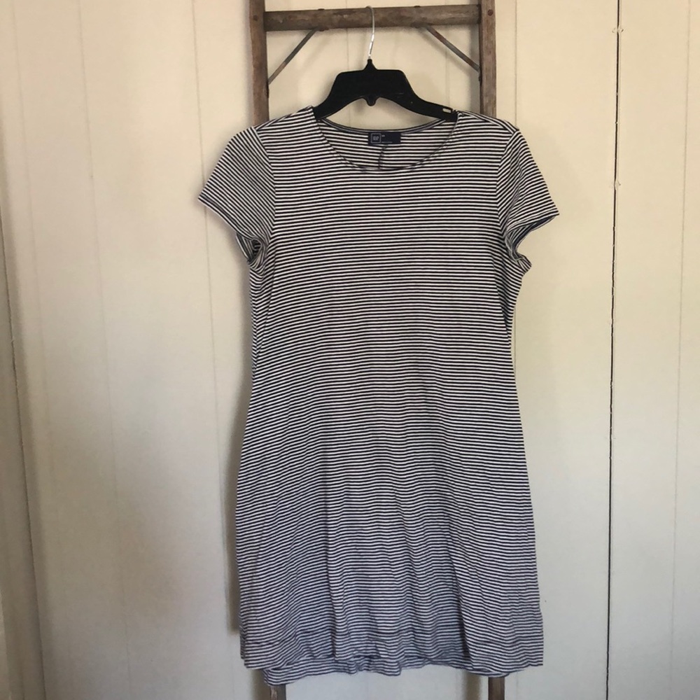 BLUE + WHITE STRIPED T-SHIRT DRESS SIZE XS